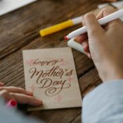 Ekologiczne prezenty na Dzień Matki – pomysły, inspiracje