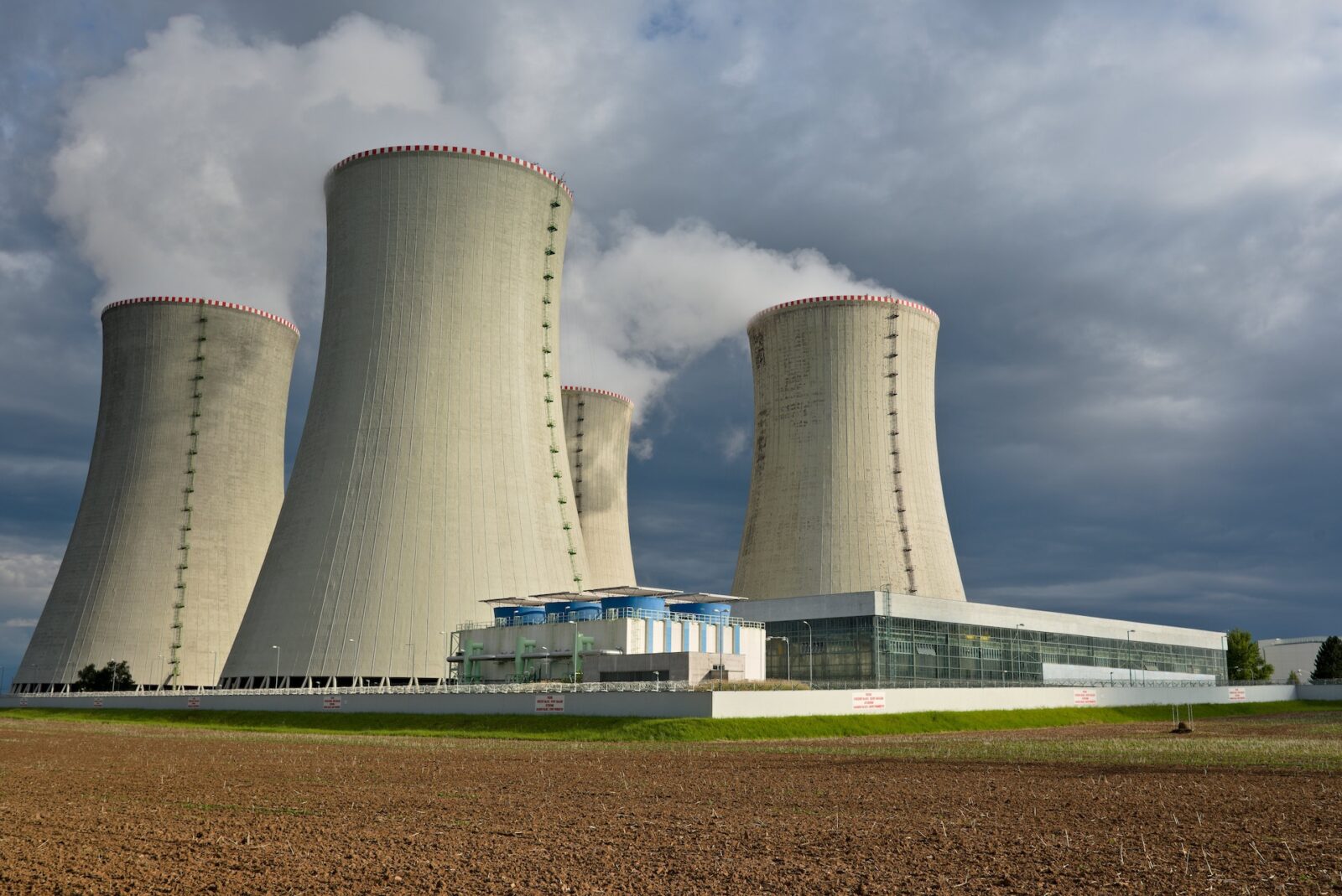 Elektrownie atomowe - czy są ekologiczne? I czy są bezpieczne?
