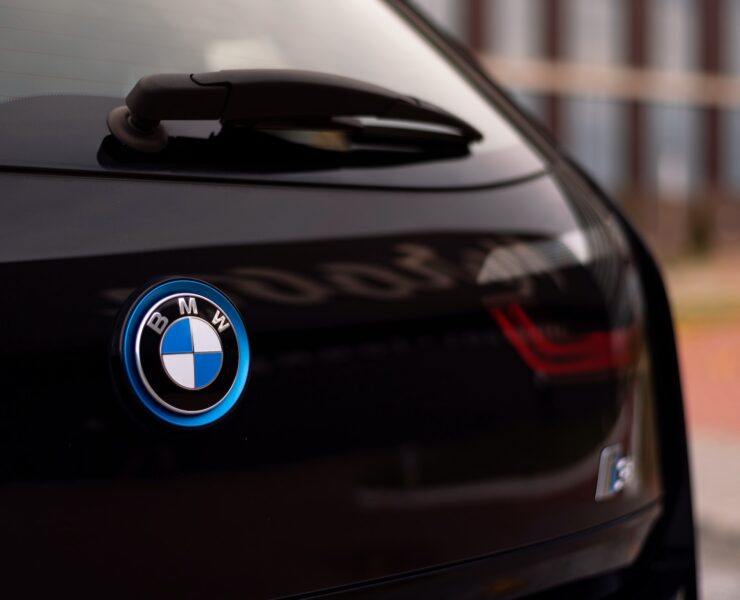 Samochody elektryczne BMW: Innowacyjność i Zrównoważona Mobilność
