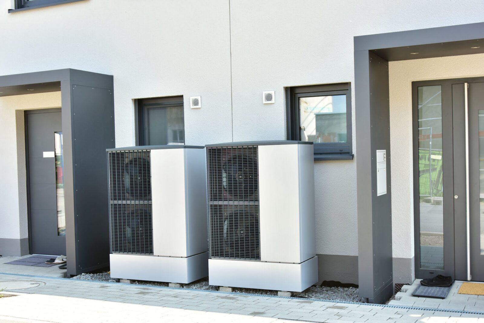 Montaż pomp ciepła przez piTERN – sprawdzony proces i profesjonalne wykonanie