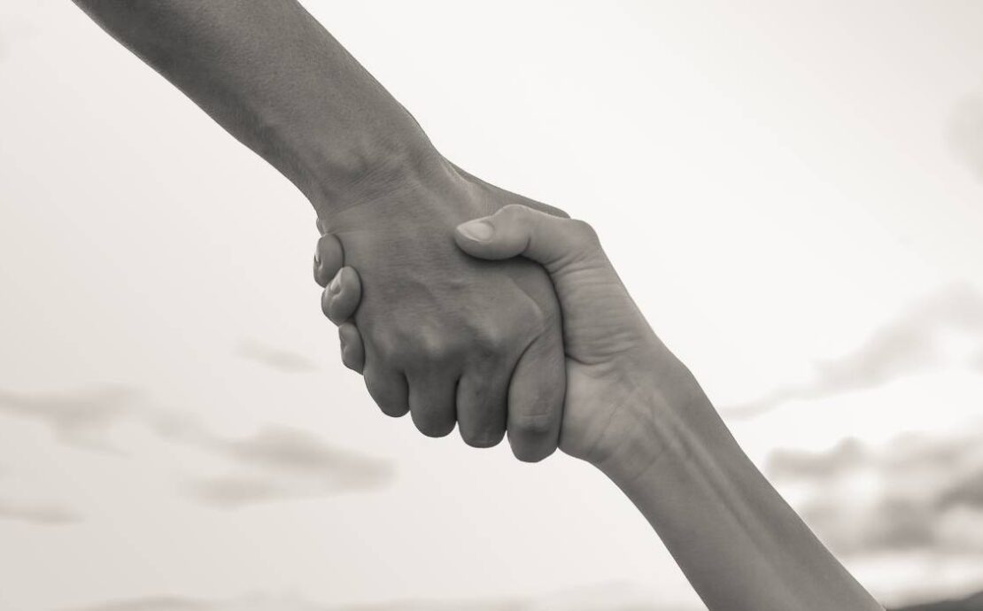 Co to jest bezinteresowna pomoc?