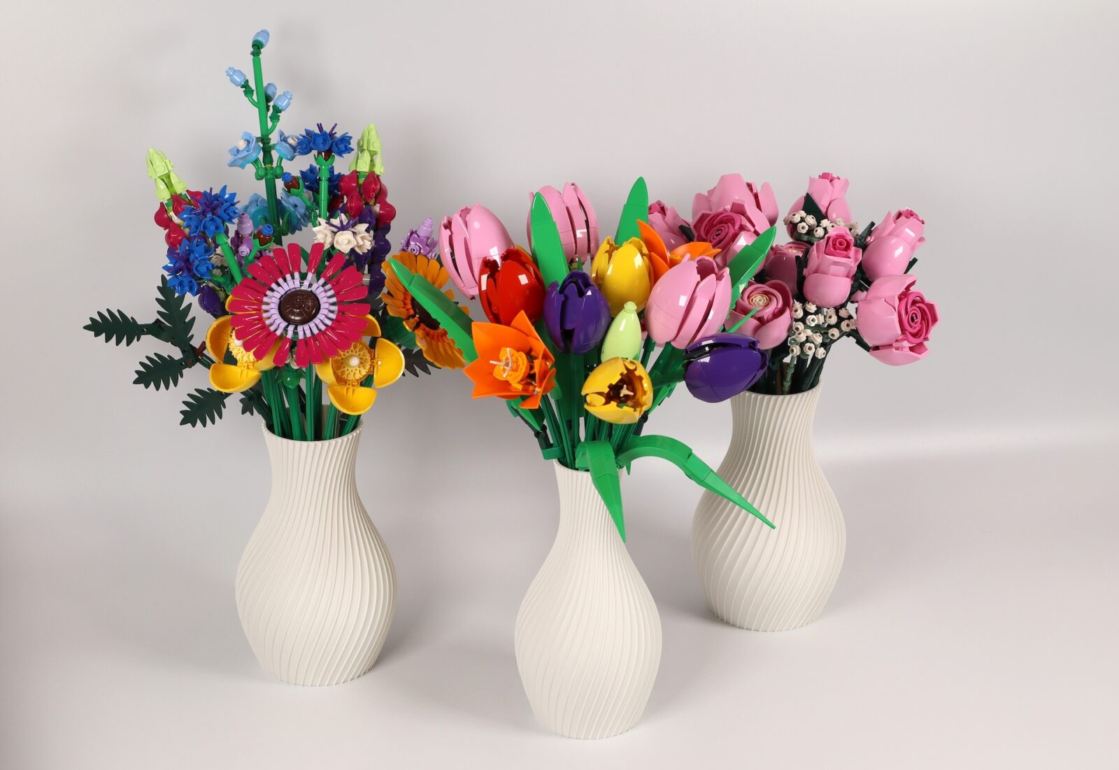 Wazon na kwiaty LEGO Botanicals oraz sztuczne i suszone bukiety