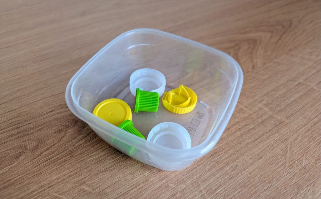 Zbiórki plastikowych nakrętek - czy nadal mają sens?